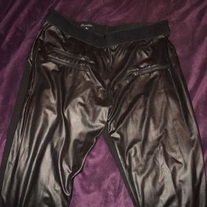 Faux leather leggings